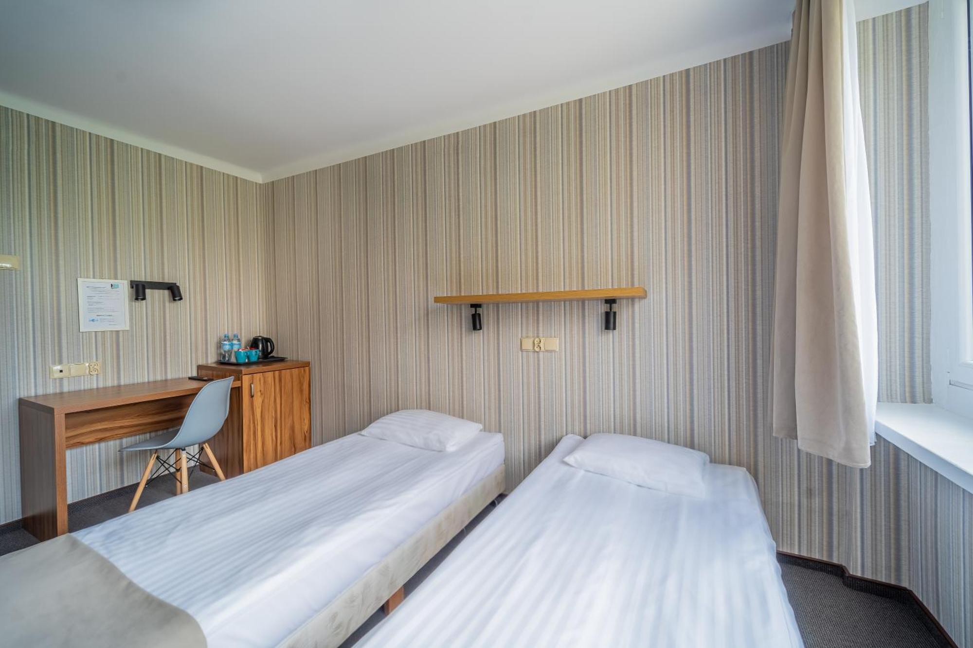 Hotel Mazowiecki Lodz Buitenkant foto