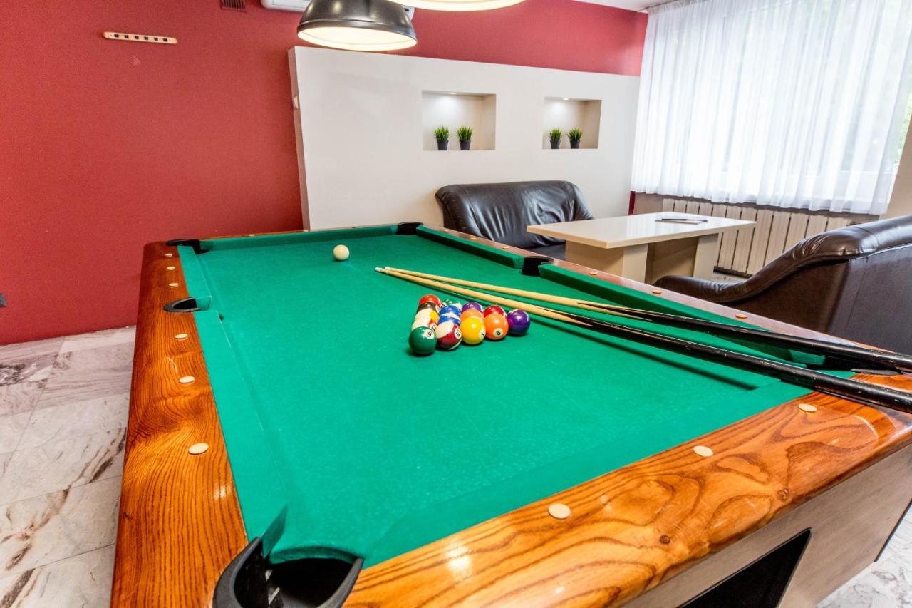 Hotel Mazowiecki Lodz Buitenkant foto